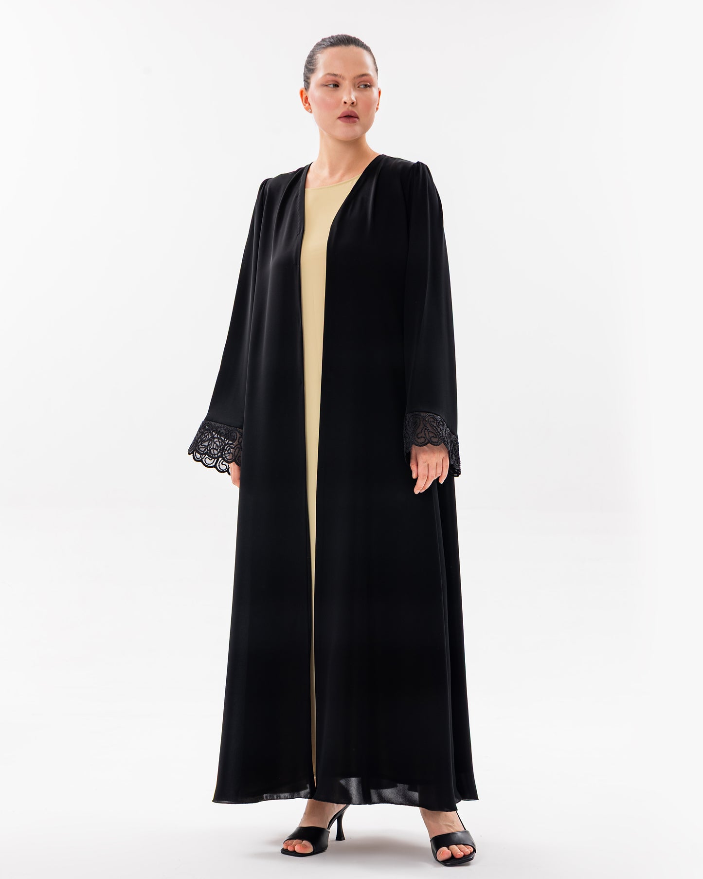 Abaya with Work on Sleeves