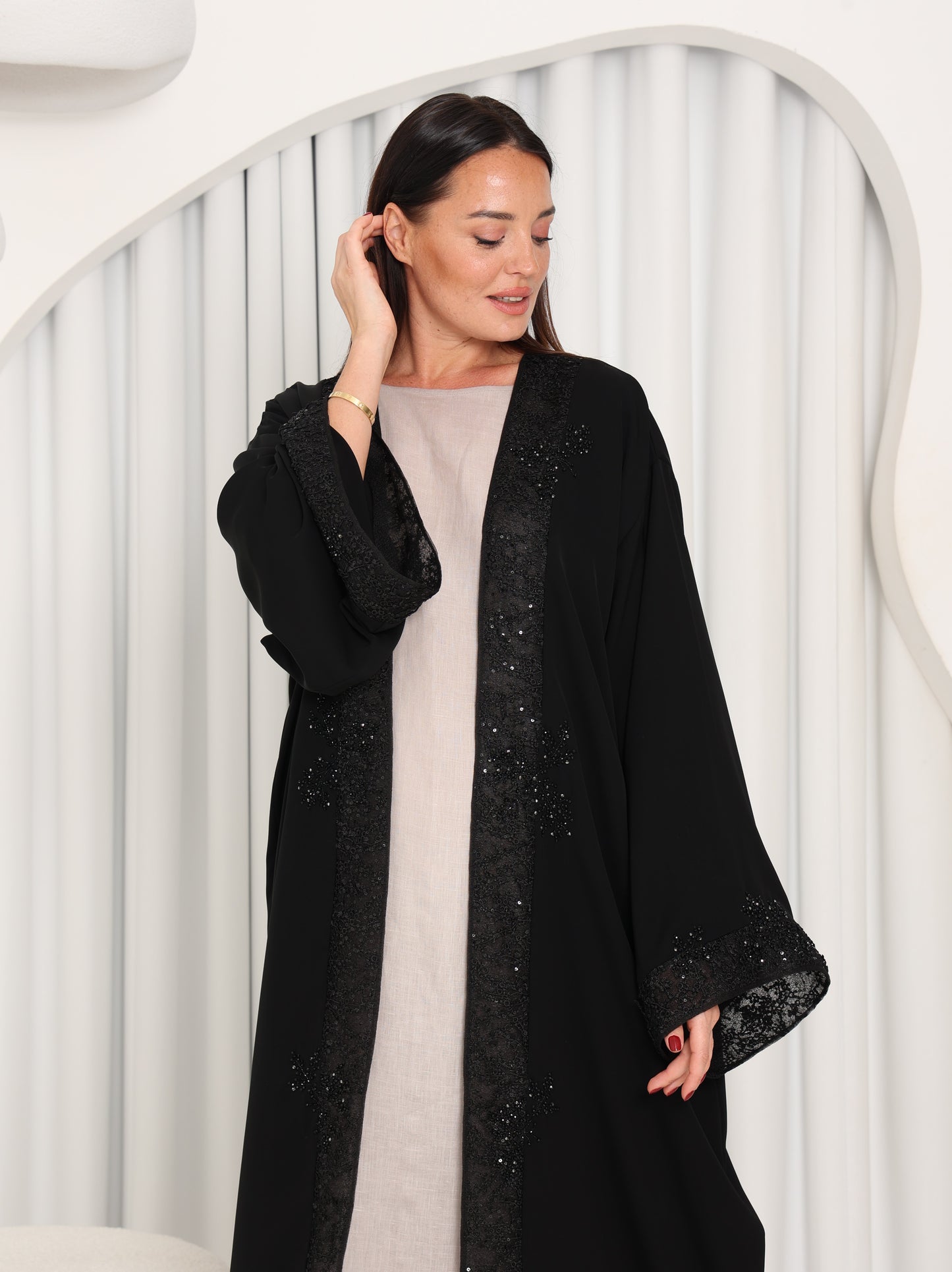 Bisht Cut Abaya