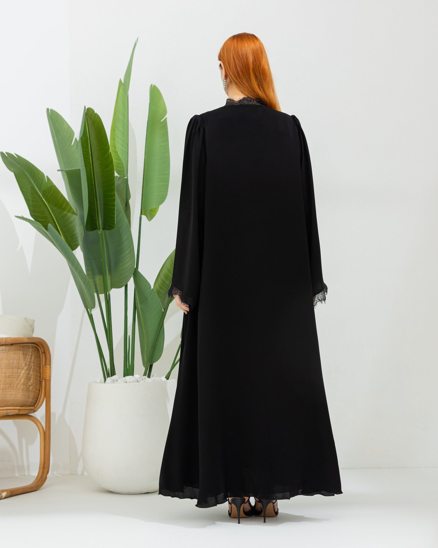 Abaya with Dentelle